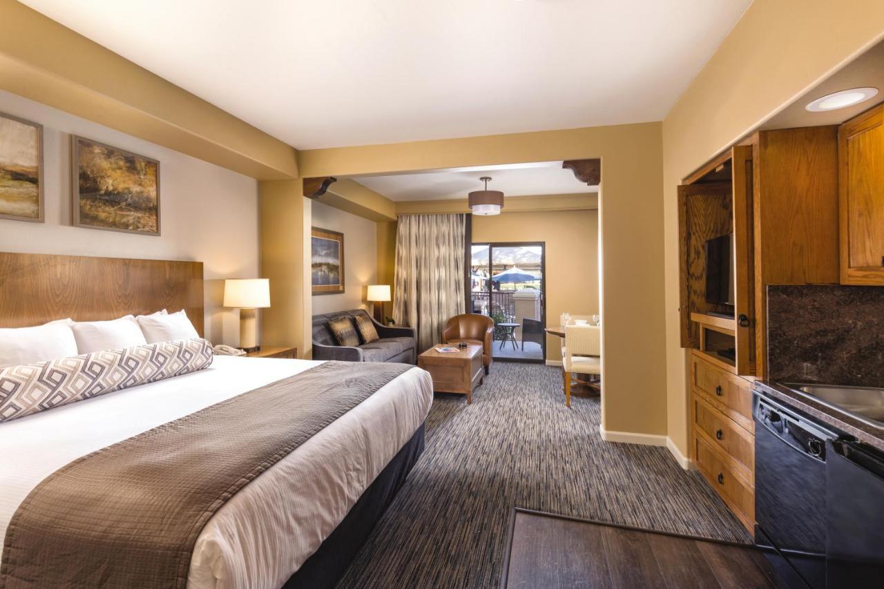 King Studio,721539754:JPEG